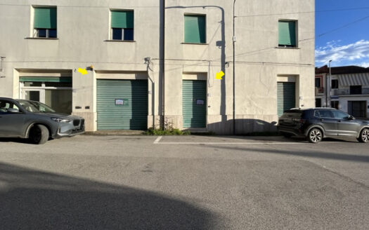 Locale commerciale in affitto in Via Maddalena