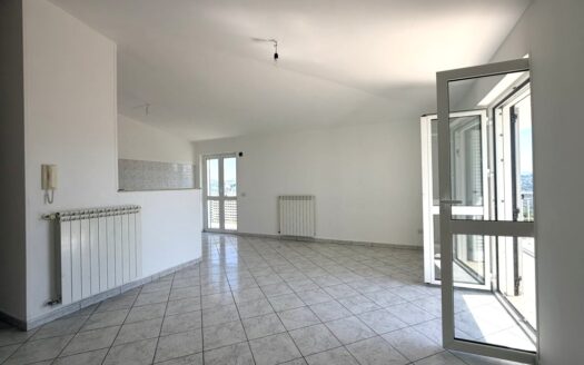 Appartamento quadrilocale panoramico