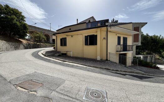 Semindipendente con garage